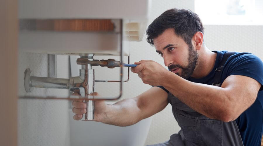 Professional Leak Detection in Mountain Pine, AR